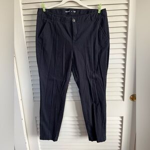 Old Navy Women’s Stretch Skinny Pants, size 14